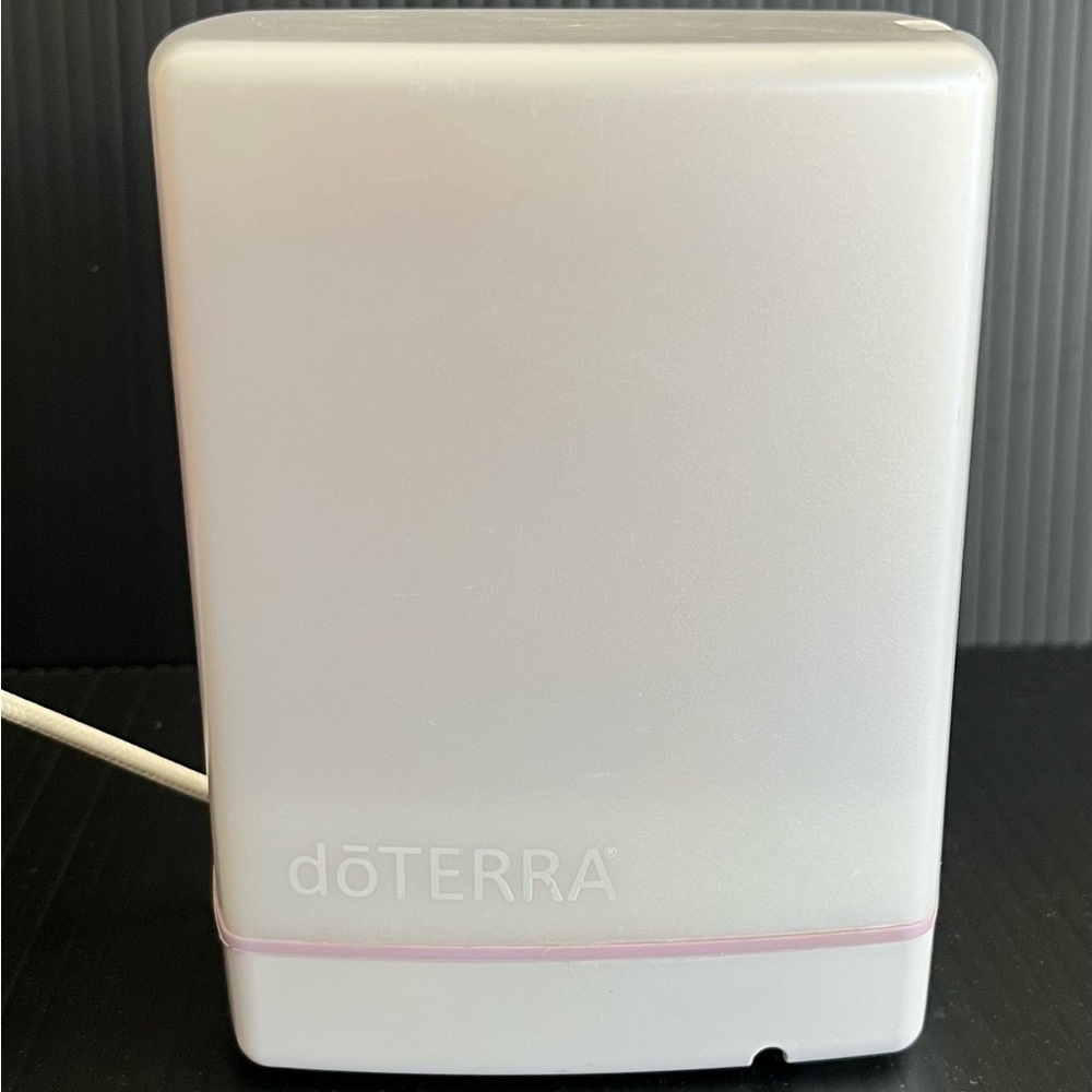 doTERRA Aroma Lite White Essential Oil Diffuser